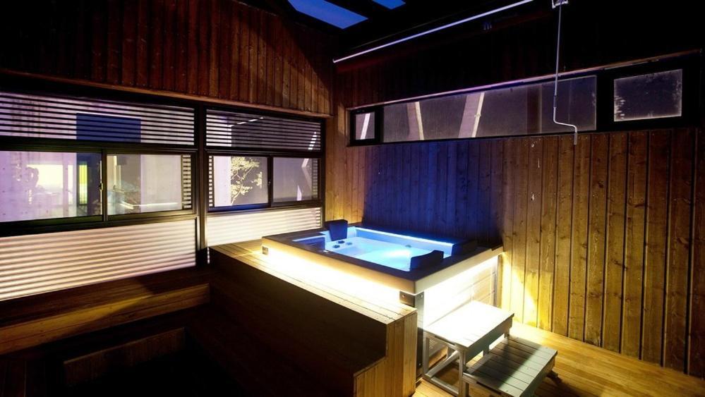 Bao House Pool Villa Янпхьон Екстериор снимка