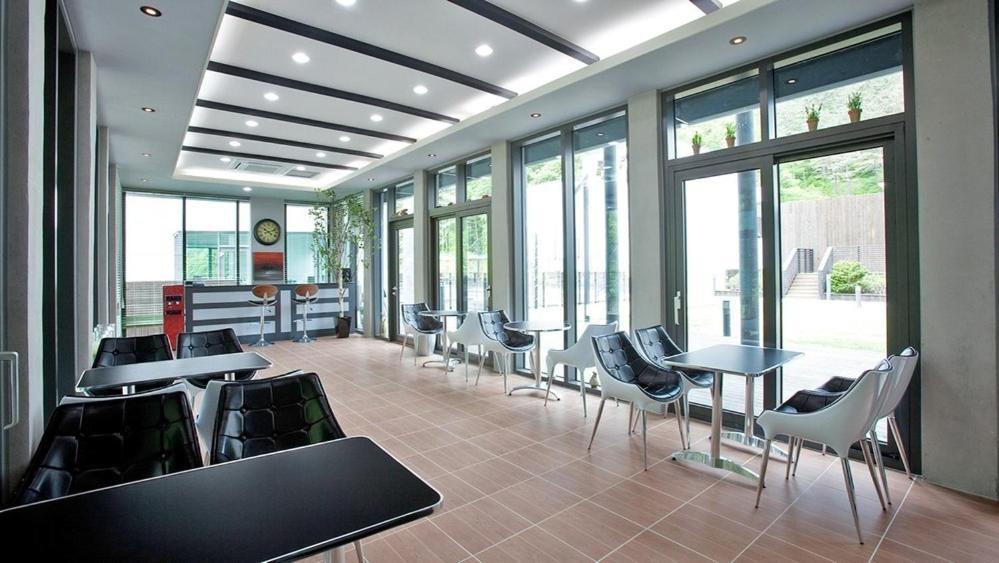 Bao House Pool Villa Янпхьон Екстериор снимка
